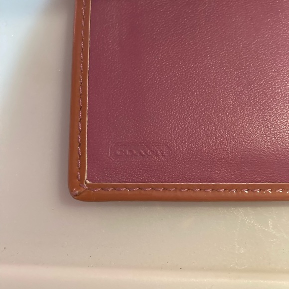 Coach Signature Embossed Beige Enamel Leather Long Wallet Pink Mauve - Picture 4 of 6